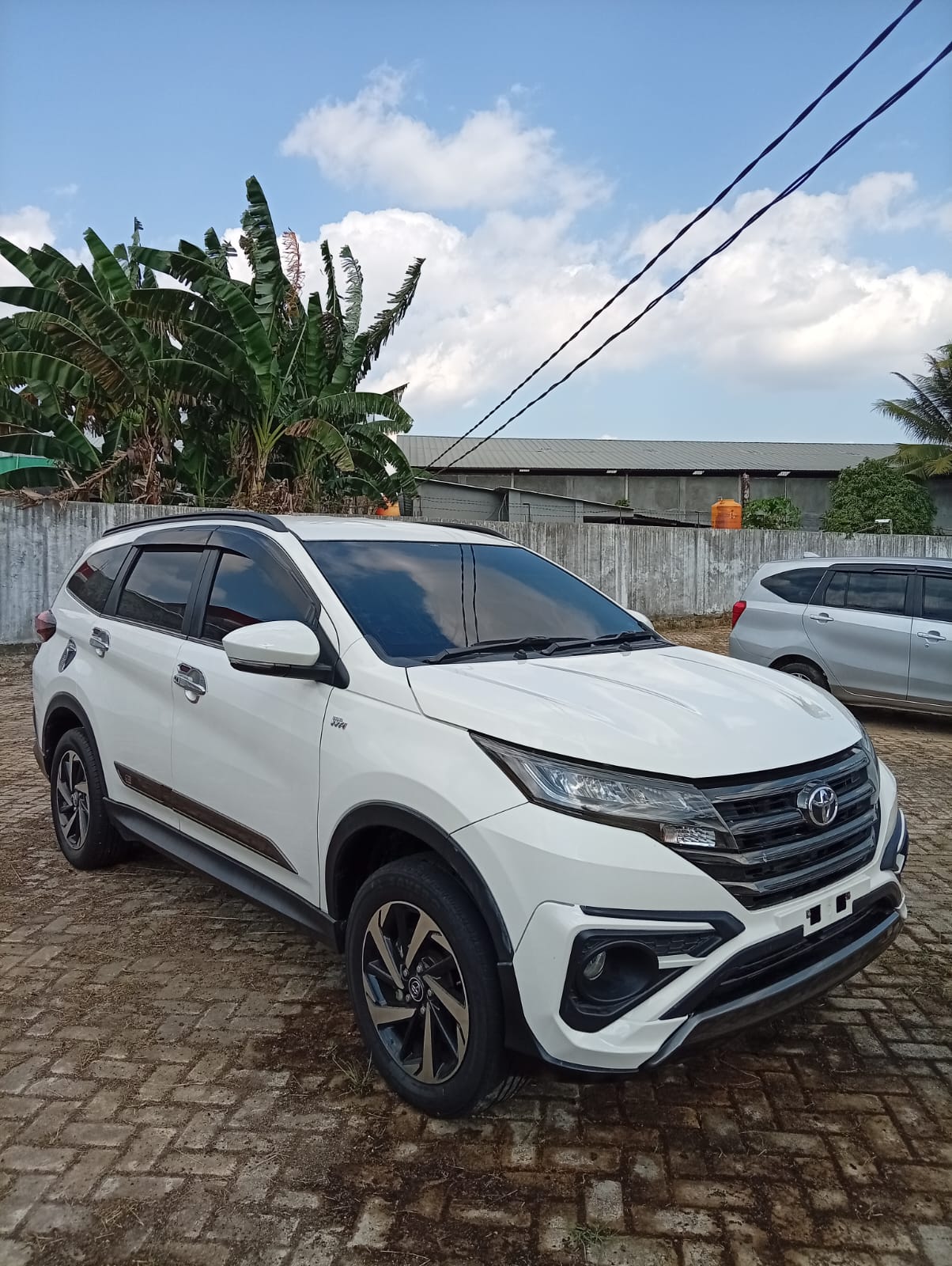 gambar besar 2